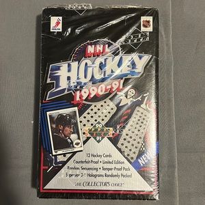 1990-91 upper deck box of hockey cards.